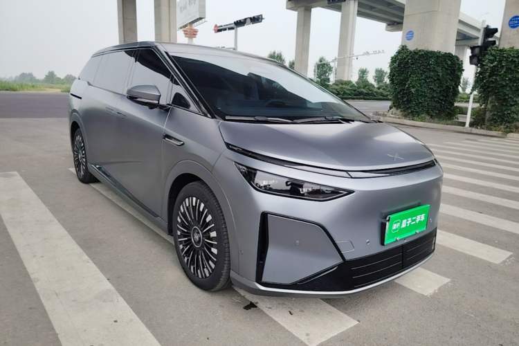 XPeng X9 2026 — 3