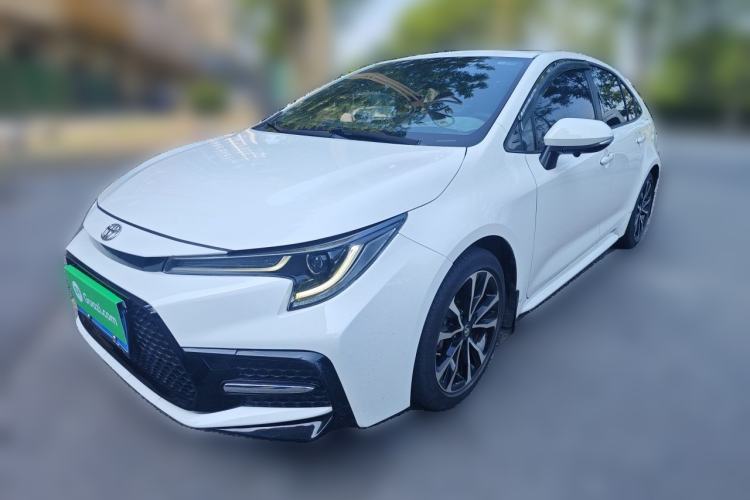 Toyota Corolla 2022 — фото 1