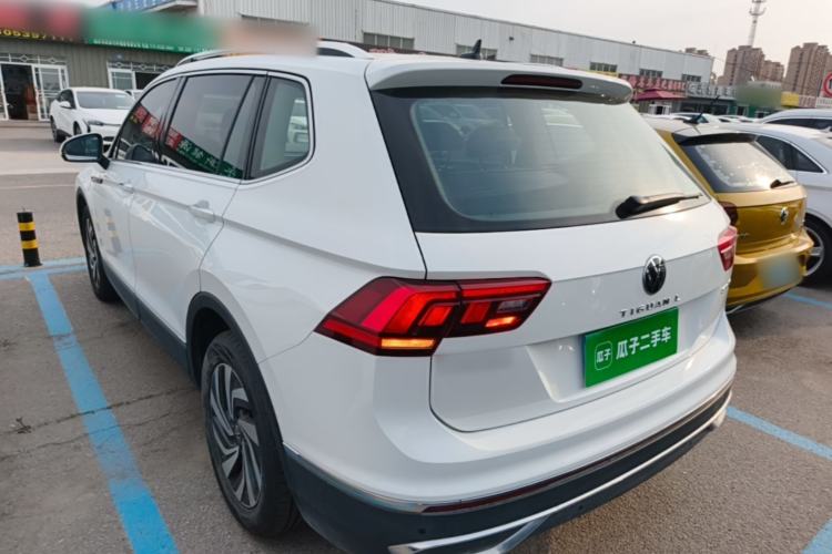 Volkswagen Tiguan L 2024 — 4