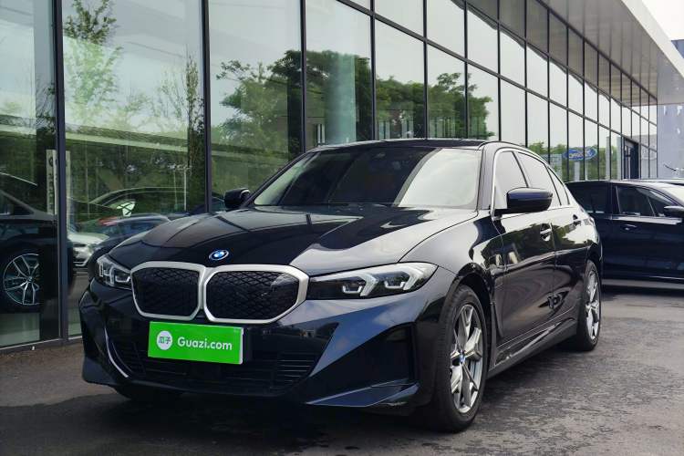 BMW i3 2025 — фото 1