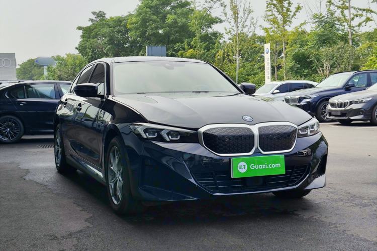 BMW i3 2025 — фото 3