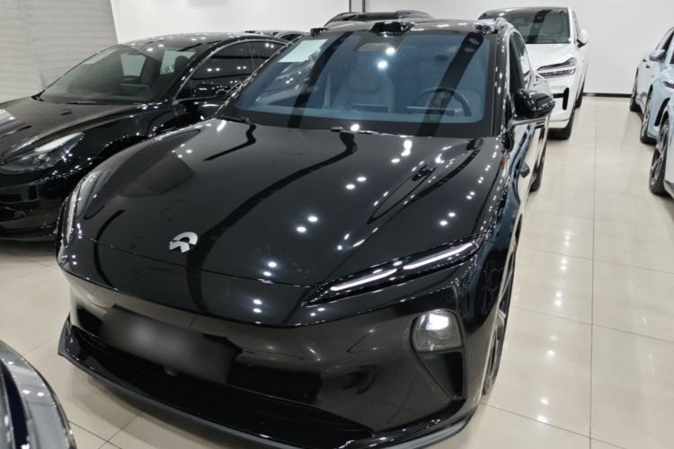 NIO ET5T 2024 — 2