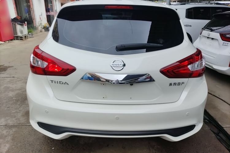 Nissan Tiida 2024 — 5