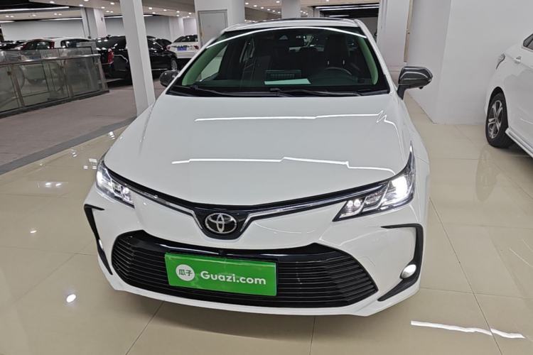 Toyota Corolla 2023 — 2