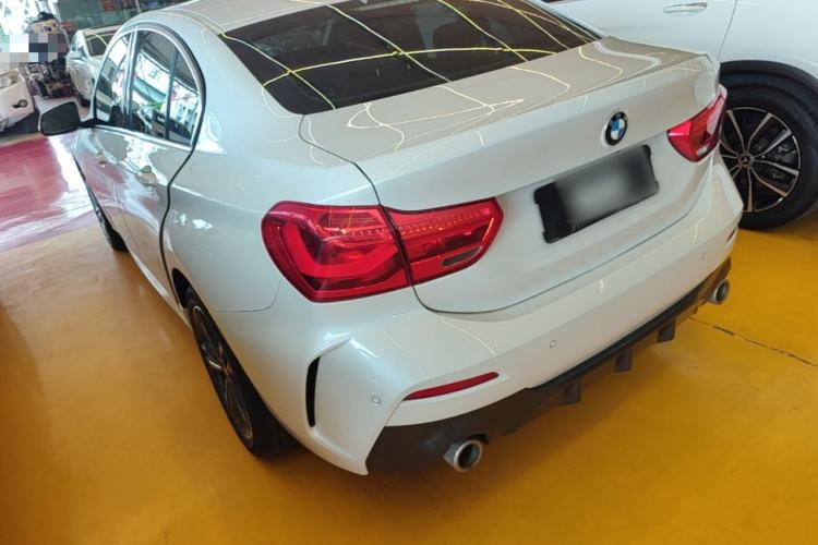 BMW 120i 2021 — 4