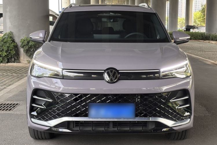 Volkswagen Tiguan L 2024 — фото 2