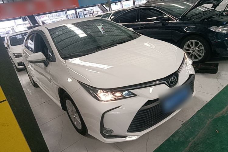 Toyota Corolla 2022 — 3