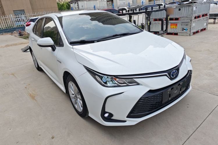 Toyota Corolla 2023 — 3