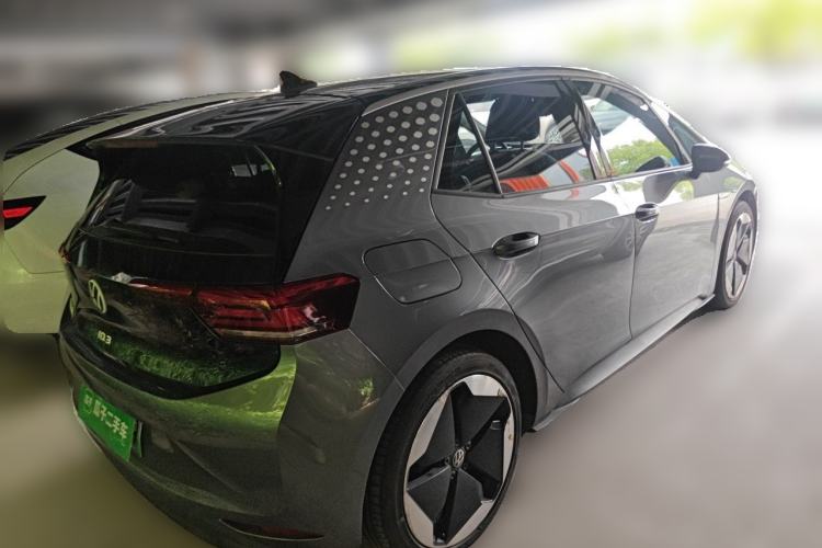 Volkswagen ID.3 2023 — 4