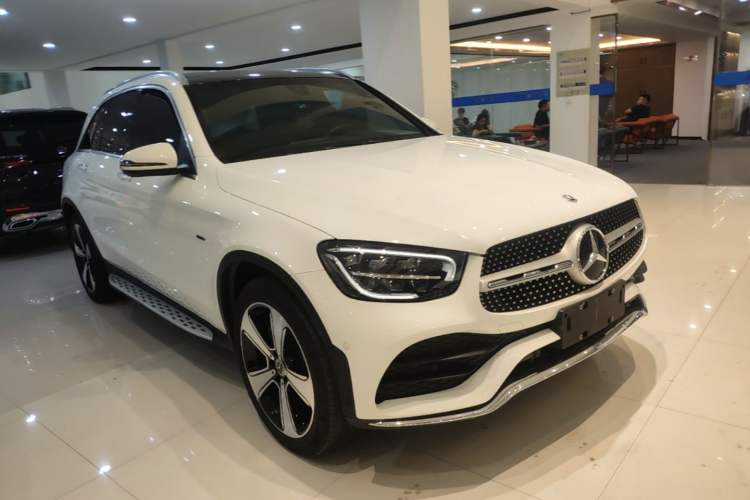 Mercedes-Benz GLC 300 L 2022 — фото 3