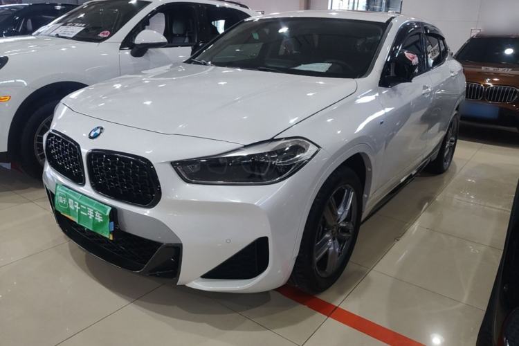 BMW X2 2023 — фото 1