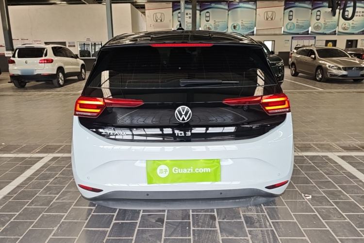 Volkswagen ID.3 2023 — 5