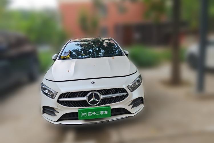 Mercedes-Benz A 200 L 2020 — фото 2