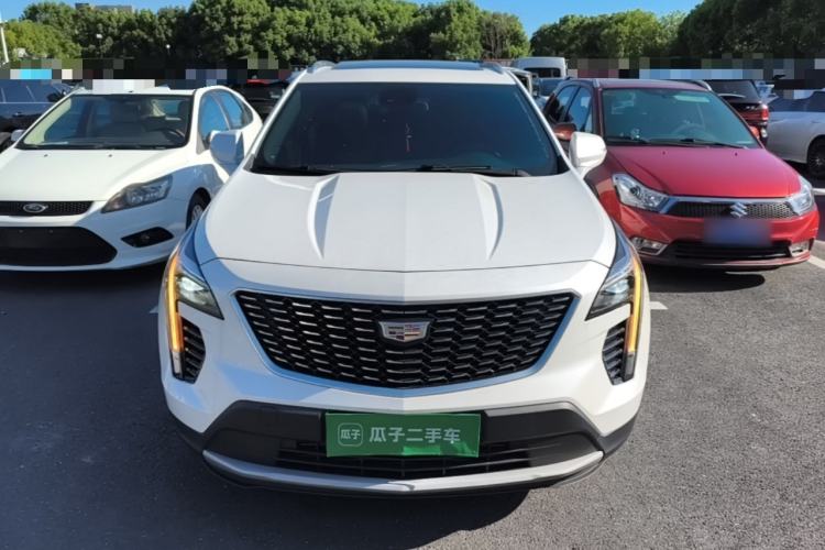 Cadillac XT4 2022 — фото 2