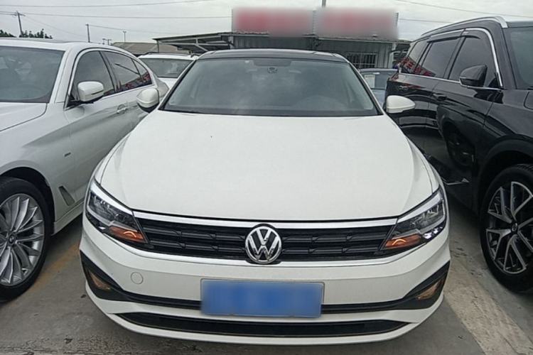 Volkswagen Lamando 2021 — 2