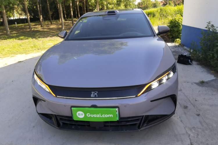 BYD Han 2025 — 2