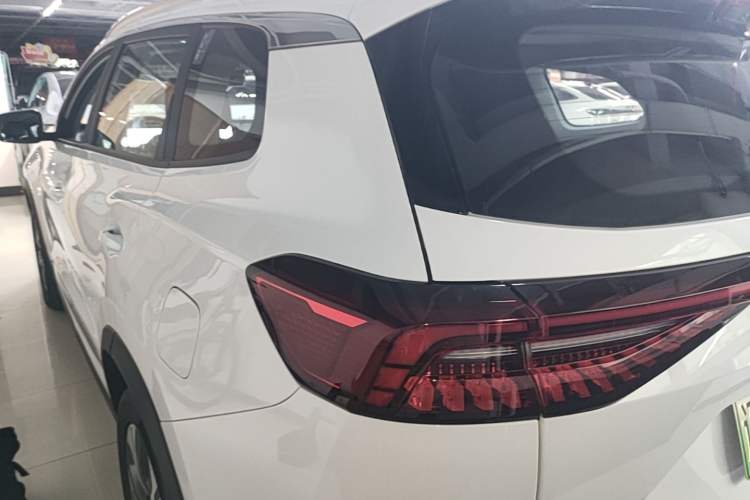 Chery tiggo 8 pro new energy 2023 — фото 4