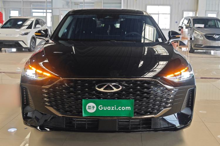 Chery Arrizo 8 Pro 2025 — 2