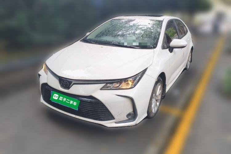 Toyota Corolla 2021 — фото 1