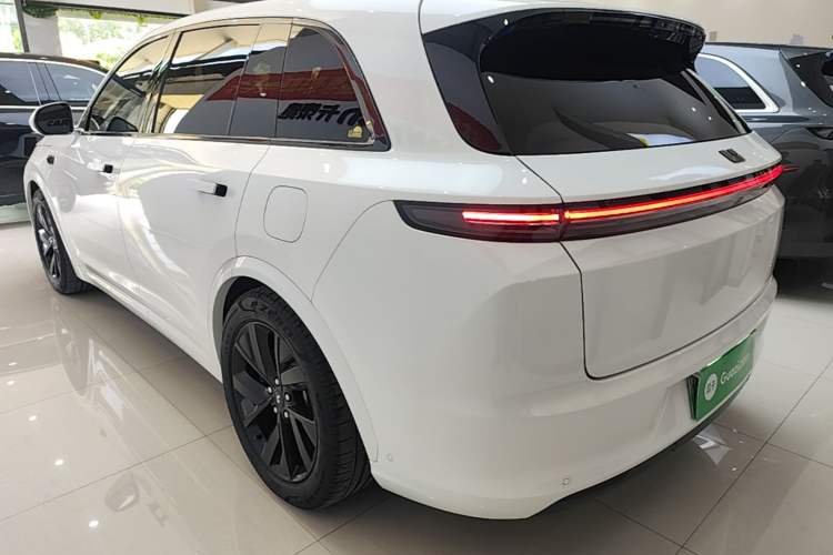 Li Auto L7 2023 — 4