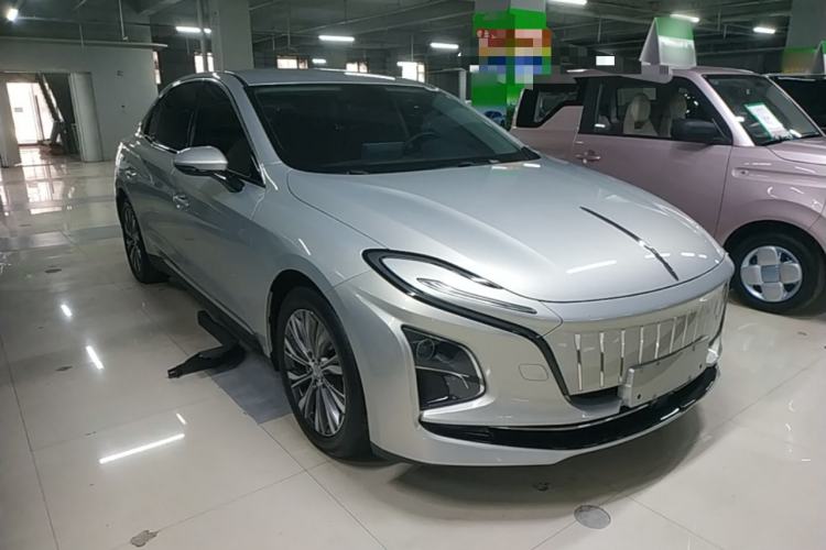 Hongqi E-QM5 2022 — 3