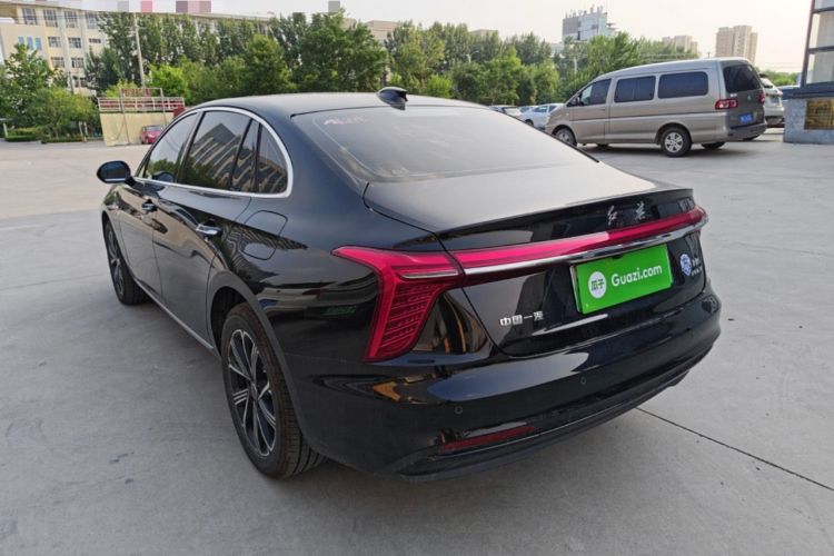 Hongqi H5 2025 — 4