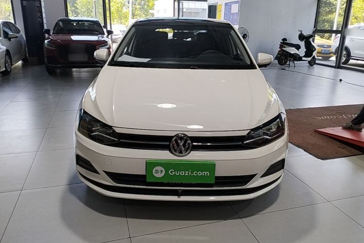 Volkswagen Polo 2019 — 2