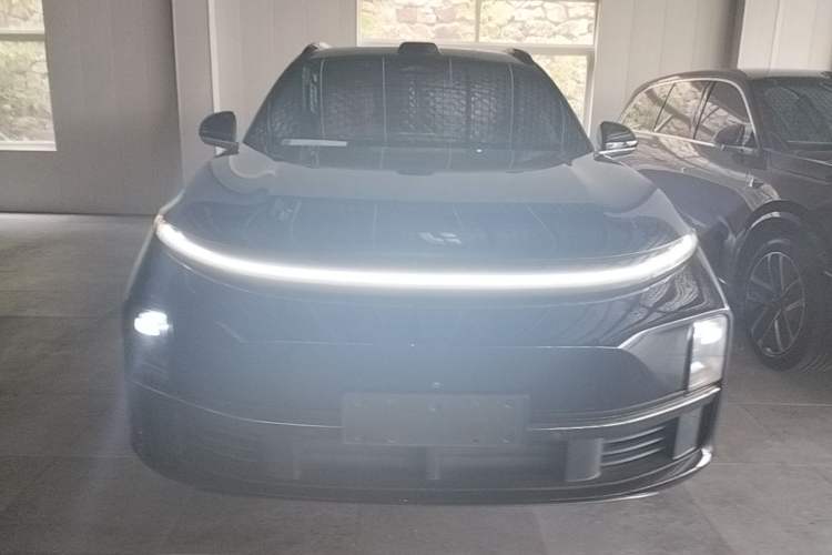 Li Auto L7 2023 — 2