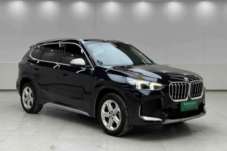 BMW X1 2023 — 2