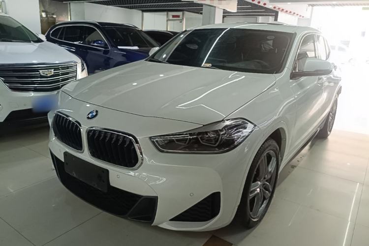 BMW X2 2021 — фото 1