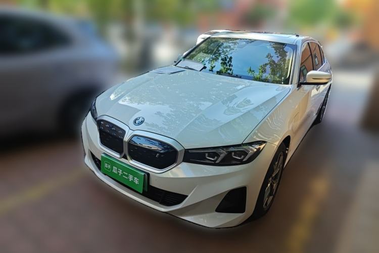 BMW i3 2022 — фото 1