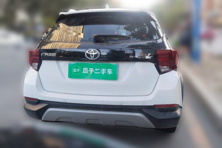 Toyota Yaris 2022 — 3
