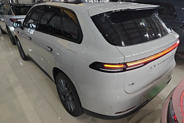 Leapmotor C10 2026 — 4