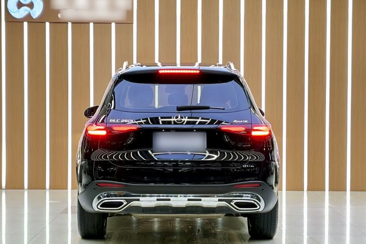 Mercedes-Benz GLC 260 L 2023 — фото 4