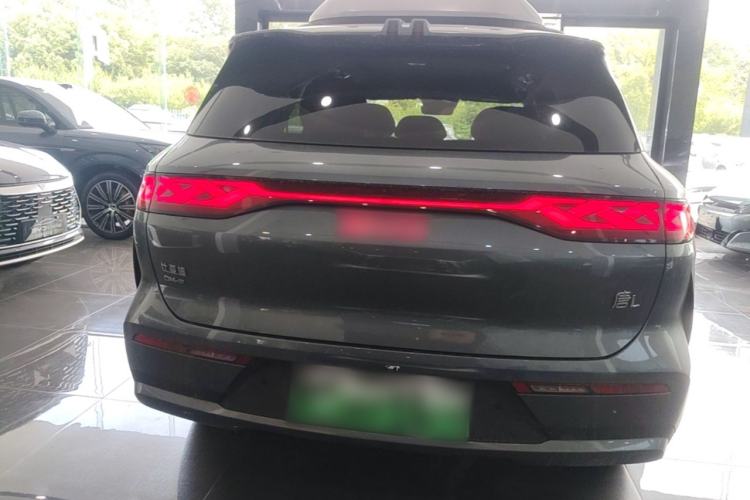 BYD Tang L 2025 — 5