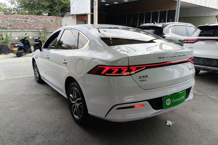 BYD Qin Plus 2023 — фото 4