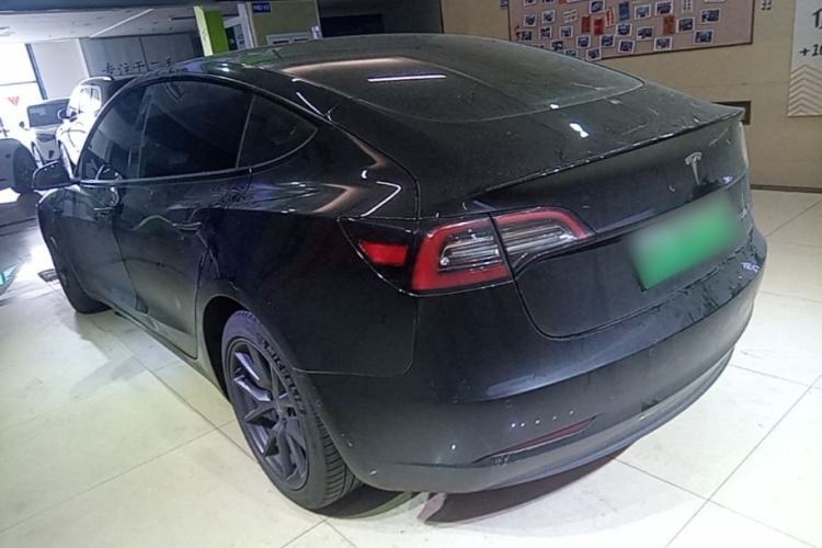 Tesla Model 3 2021 — 4