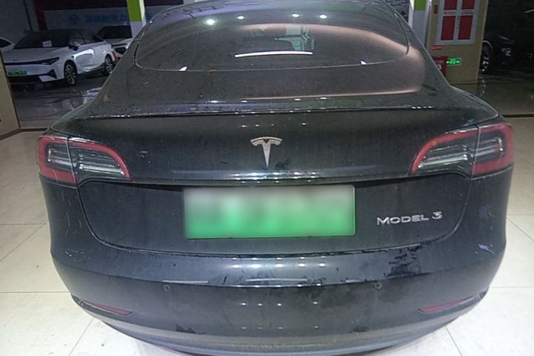 Tesla Model 3 2021 — 5