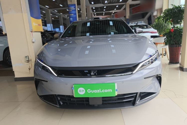 BYD Han 2025 — 2