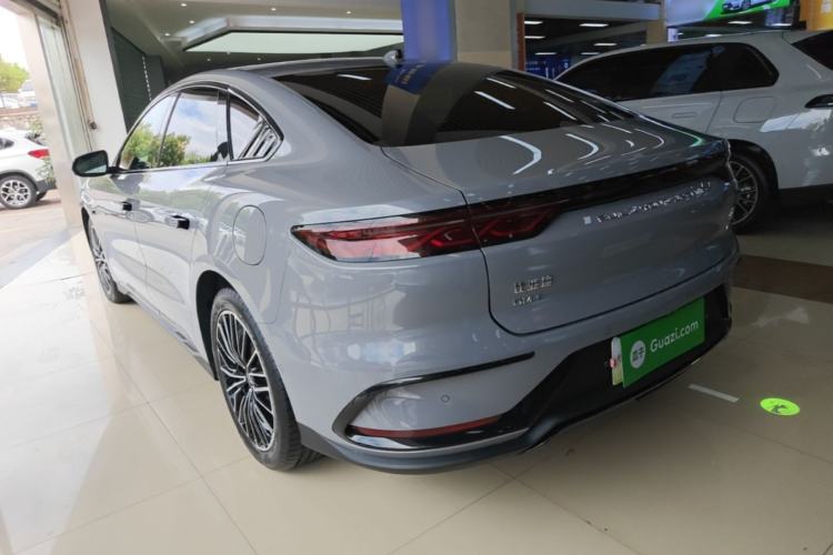 BYD Han 2025 — 4