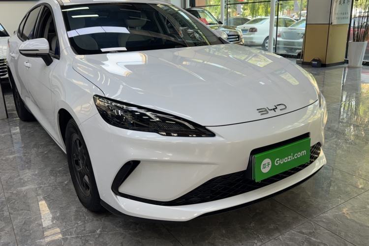 BYD Seal 05 DM-i 2025 — фото 4