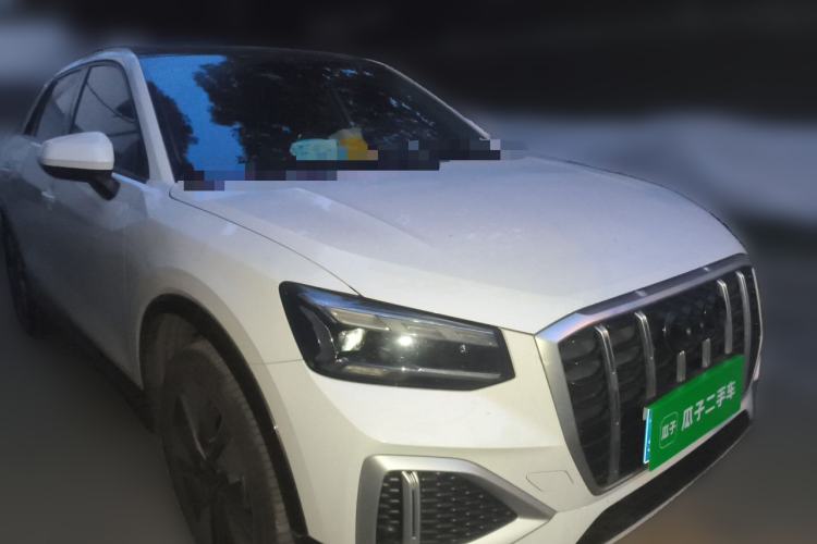 Audi Q2L 2022 — 3