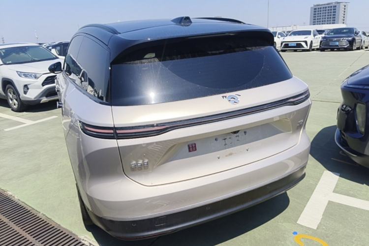 NIO ES8 2024 — 4