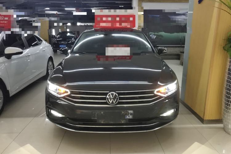 Volkswagen Magotan 2020 — 2