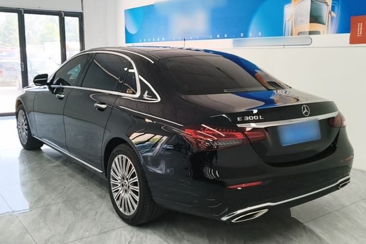 Mercedes-Benz E 300 L 2022 — 4