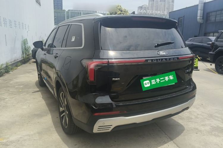 Ford Equator 2025 — 4