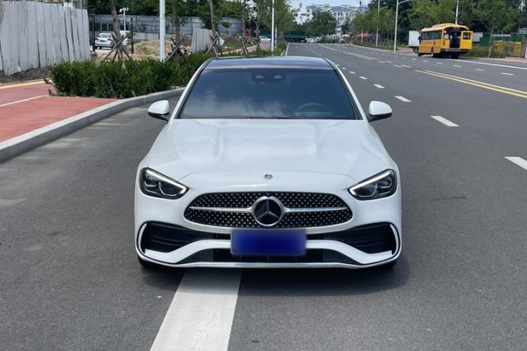 Mercedes-Benz C 260 L 2026 — 2