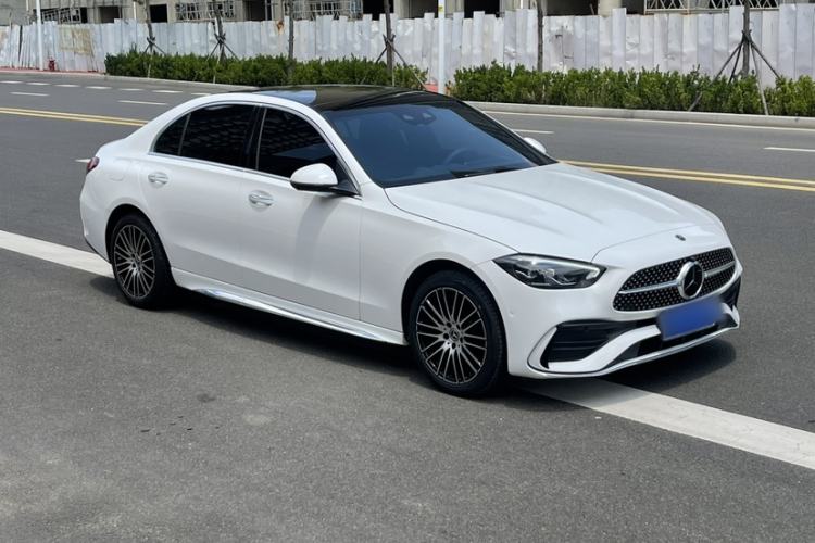 Mercedes-Benz C 260 L 2026 — 3