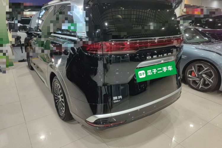 Denza D9 2022 — 4