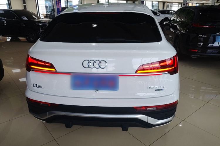 Audi q5l sportback 2021 — фото 5